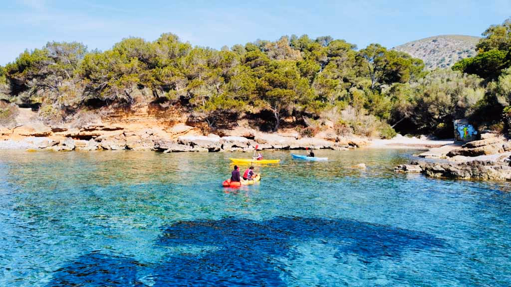 Ruta guiada Kayak Aucanada ("Cueva de Jack Sparrow")