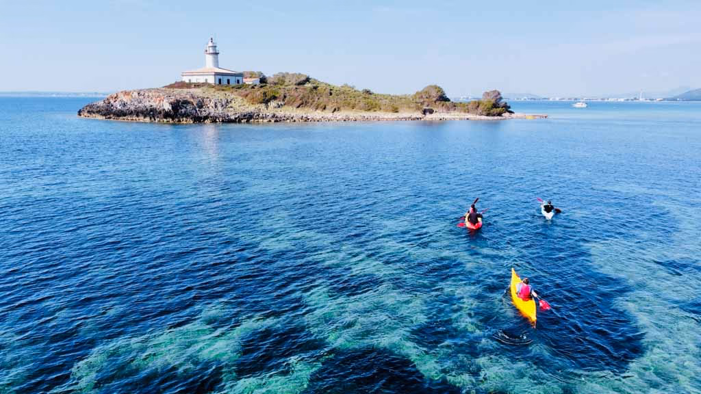 Ruta guiada Kayak Aucanada ("Cueva de Jack Sparrow")