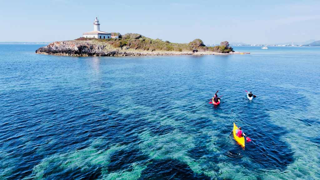 Ruta guiada Kayak Aucanada ("Cueva de Jack Sparrow")