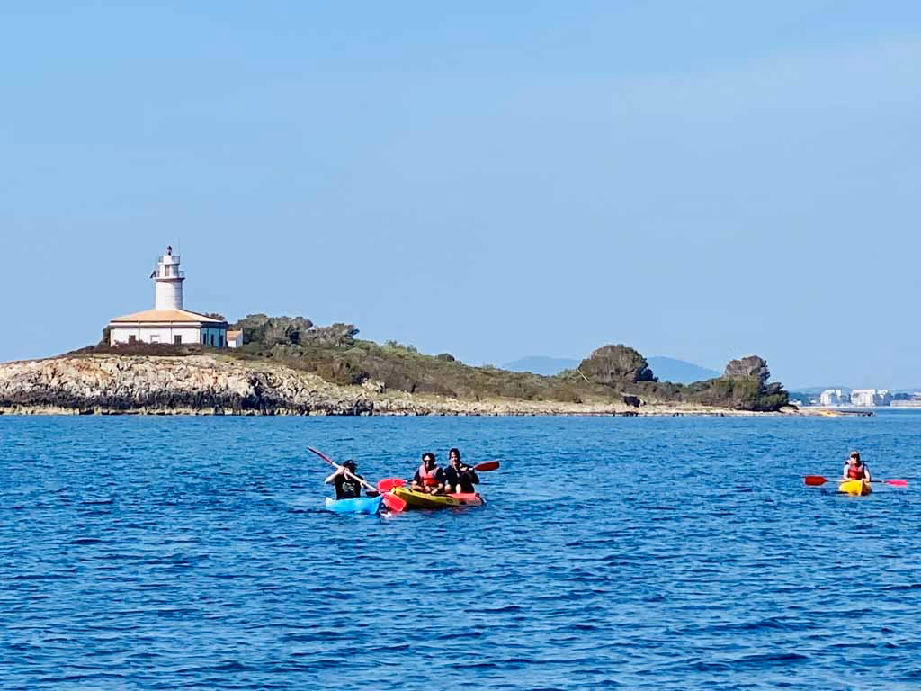 Ruta guiada Kayak Aucanada ("Cueva de Jack Sparrow")