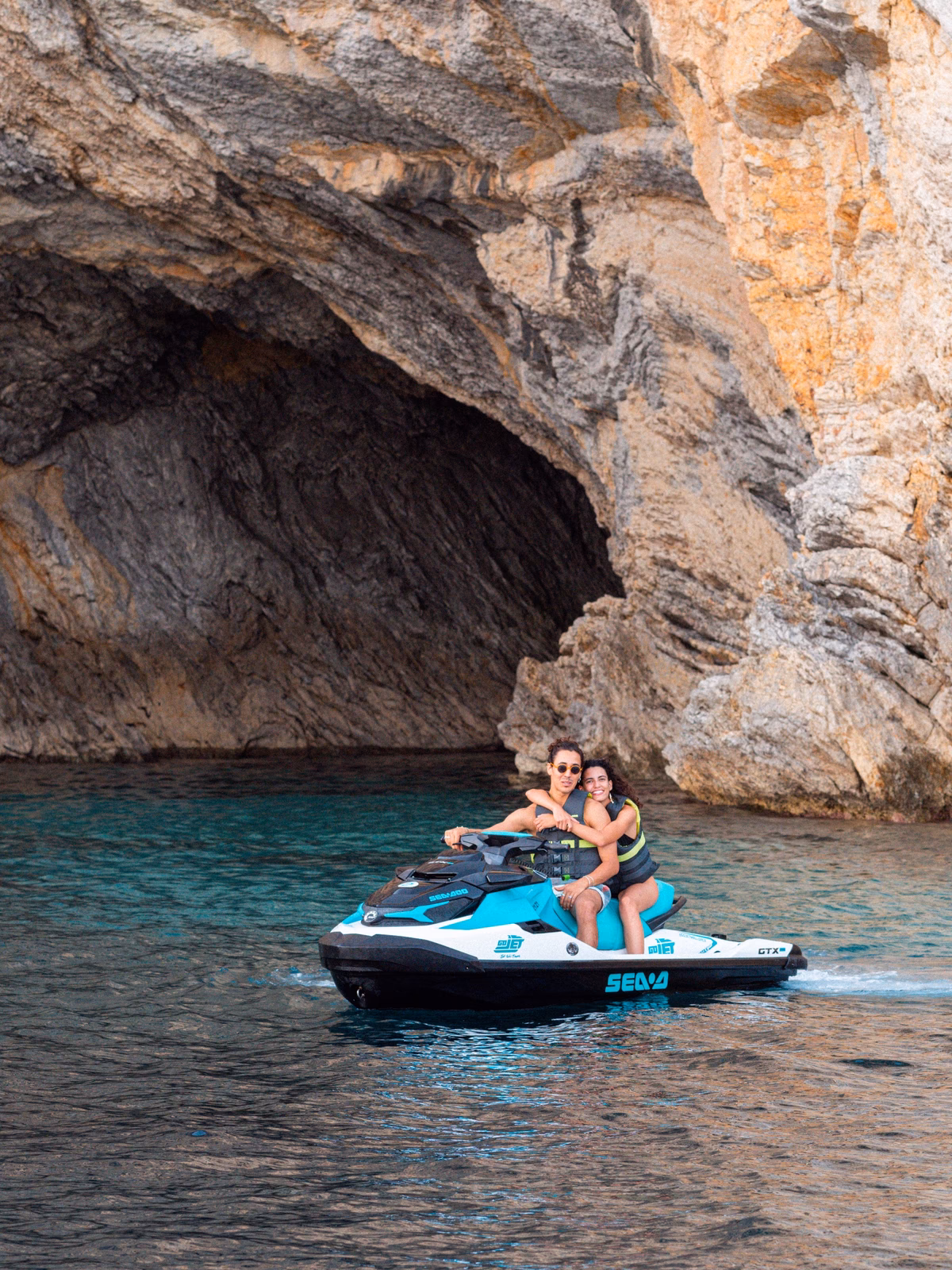 Coll Baix and Caves Tour