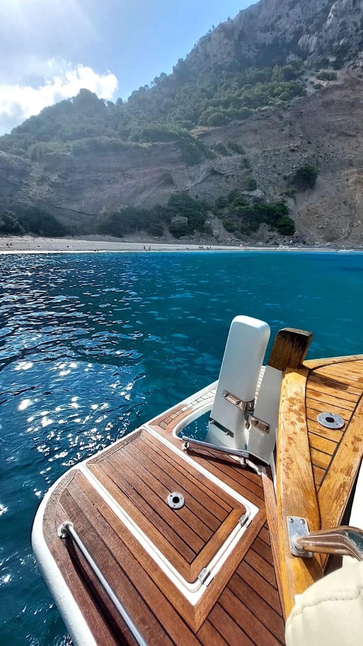 Barco privado — Experiencia Coll Baix (4h)