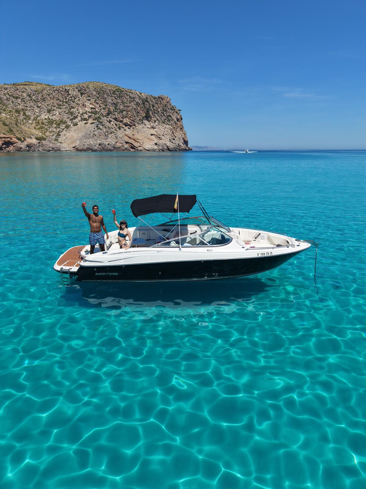 Monterey (máx 7 pax) — Formentor experience (4h)