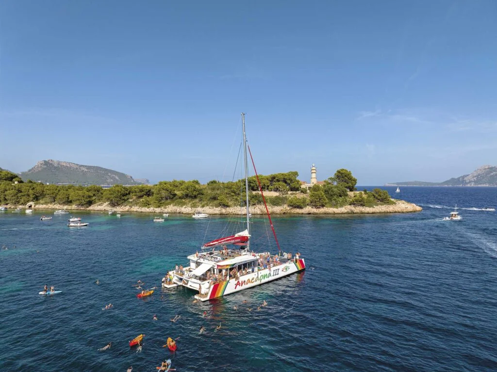 Catamarán a vela