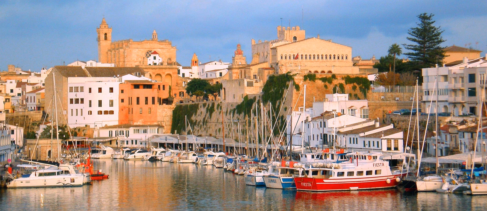Vuelta Isla Menorca + Ruta guiada directo puerto
